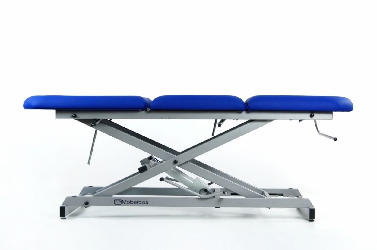 CH-0137-PC Hydraulic economical couch of 3 sections with scissor structure and central fold. 4