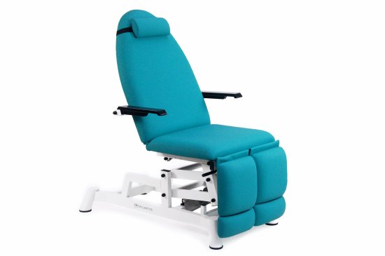 SE-1130-B-POD Electric podiatry couch with extensible leg sections.  