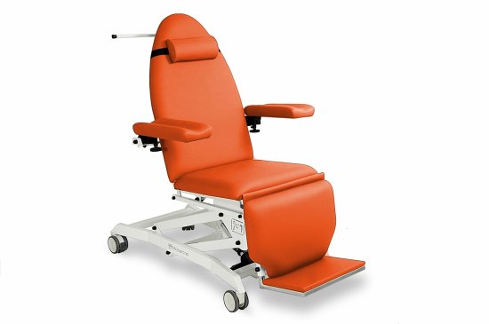SE-2340-BR Couch for hemodialysis and chemotherapy with 3 motors and wheels.